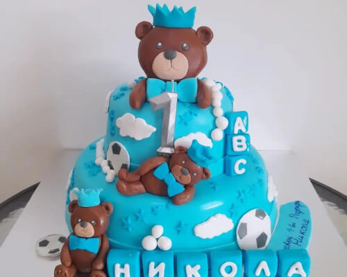 Роденденска торта за момчиња